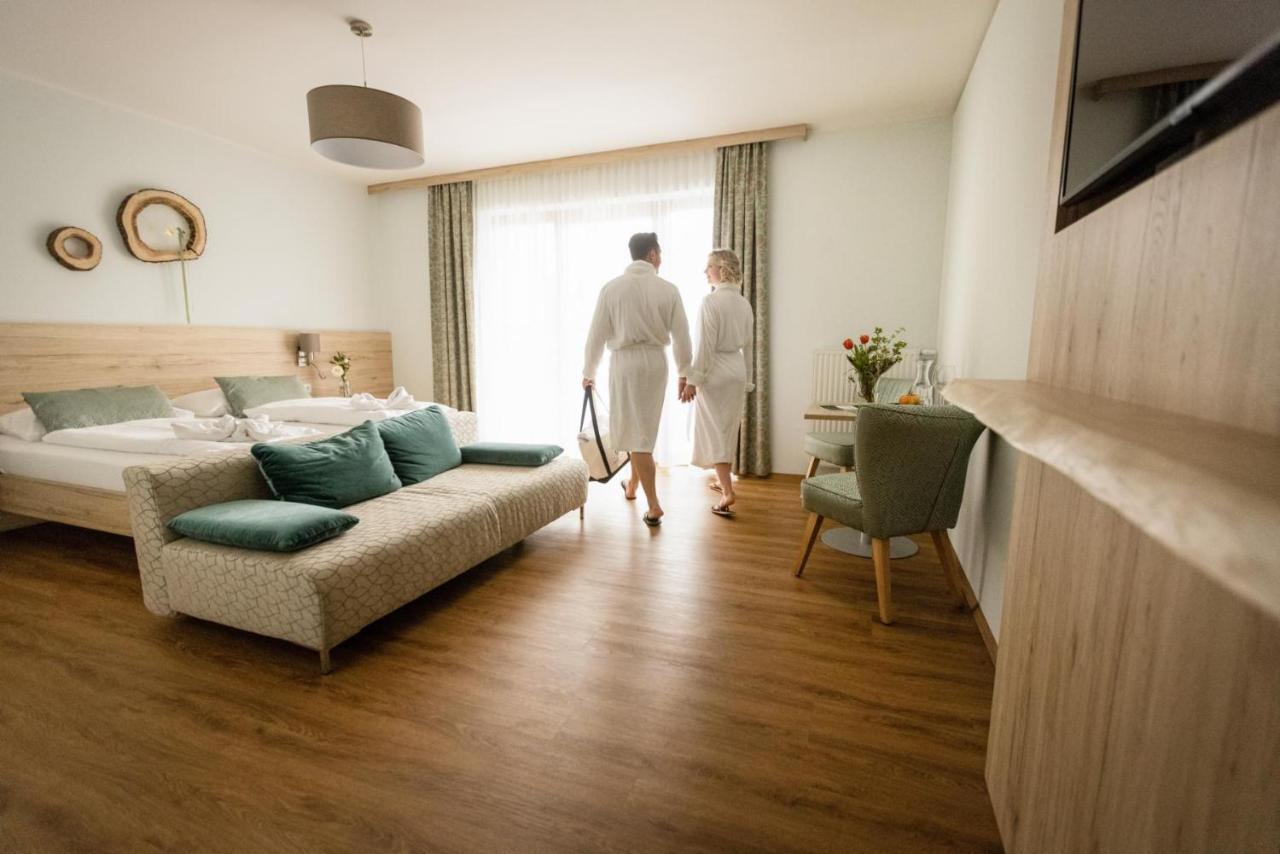 Hotel Moenichwalderhof Monichwald Экстерьер фото